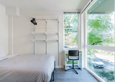 Regio Efficiency Studio, Furnished