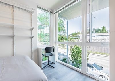 Regio Efficiency Studio, Furnished