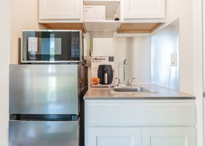 Regio Efficiency Studio, Furnished